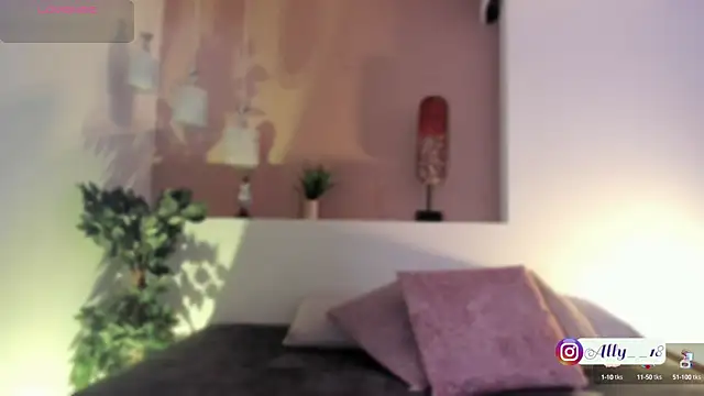 Ally addams online show from September 25, 2025, 4:05 am