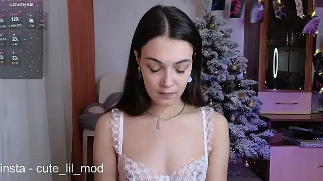 Snapshot of art_phoenix chatting on January 7, 2025, 4:59 pm art phoenix online show from January 7, 2025, 4:59 pm