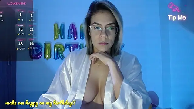 candydowson1 online show from December 30, 2024, 10:43 am