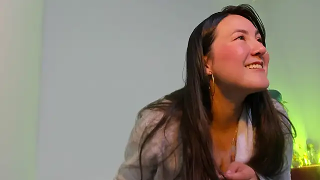 Elle Lee  online show from January 26, 2025, 7:31 pm