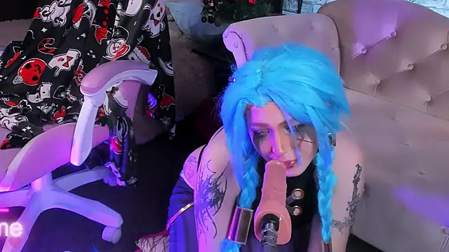 Alex Howell online show from January 10, 2025, 12:27 am