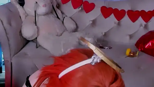 Alex Howell online show from February 5, 2025, 3:34 am