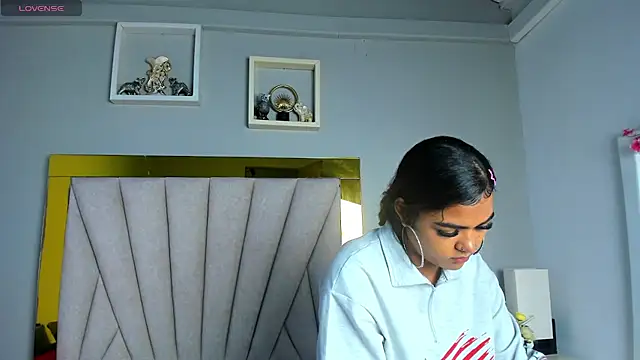 vahiolet fuentes online show from April 22, 2026, 3:09 am