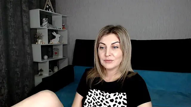 Amelia Harper online show from January 19, 2025, 4:04 pm