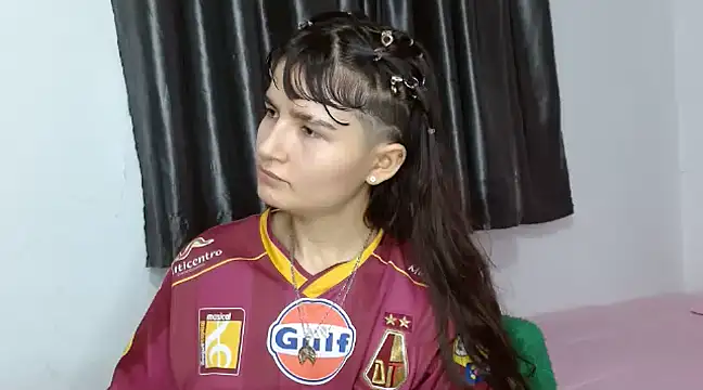 saritapretyy online show from March 11, 2025, 4:32 am