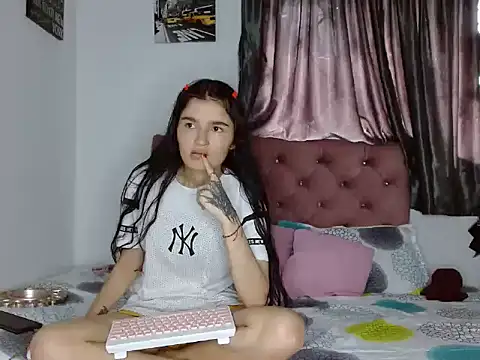 saritapretyy online show from September 9, 2025, 8:41 pm