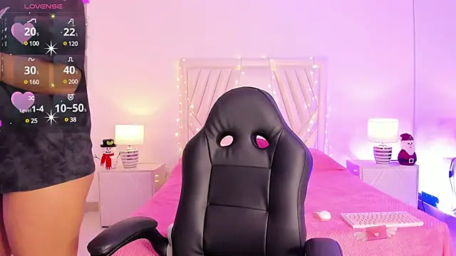 MavyStar online show from December 28, 2024, 11:41 am