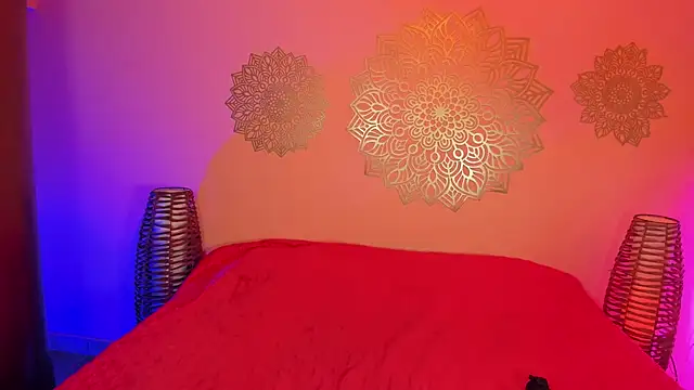 MavyStar online show from March 17, 2025, 12:25 pm