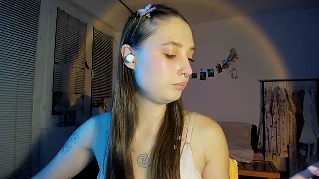 Jenny darling love online show from September 22, 2025, 5:59 pm