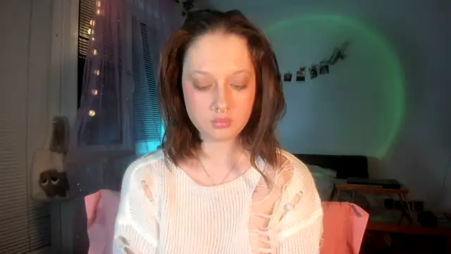 Jenny darling love online show from April 22, 2026, 7:04 pm