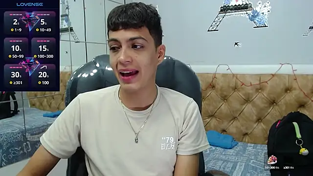 SkinnyBoy  online show from January 30, 2025, 3:19 pm