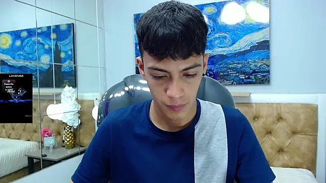 SkinnyBoy  online show from September 11, 2025, 1:00 pm