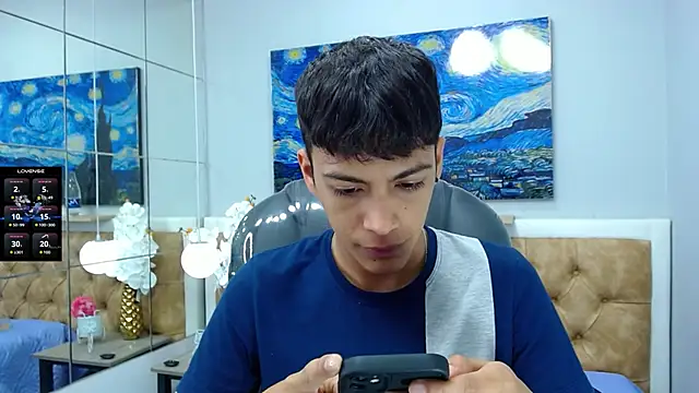 SkinnyBoy  online show from September 19, 2025, 1:23 pm