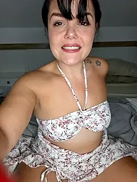 Snapshot of Xladycharme chatting on June 7, 2026, 12:15 am Xladycharme online show from June 7, 2026, 12:15 am