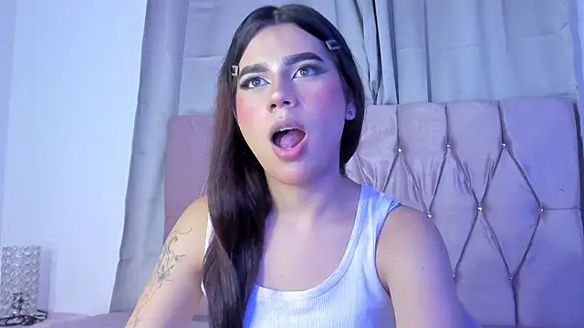 Ashley piinkk  online show from February 5, 2025, 7:18 am