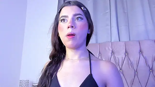 Ashley piinkk  online show from March 14, 2025, 5:27 am