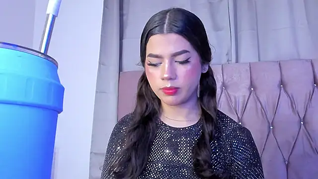 Ashley piinkk  online show from March 20, 2025, 12:00 pm