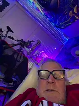 Mimmoromeo1973 online show from February 21, 2026, 1:50 am