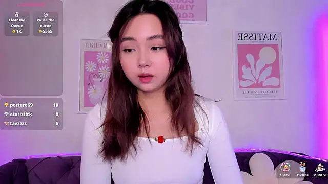 Fluffy Rose online show from January 29, 2025, 1:48 am