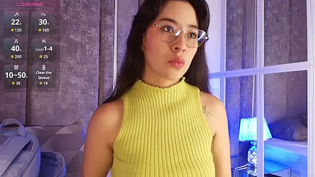 Susa1userma  online show from April 21, 2026, 11:38 am