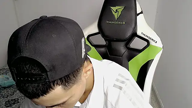 bby santi online show from March 14, 2025, 1:02 pm