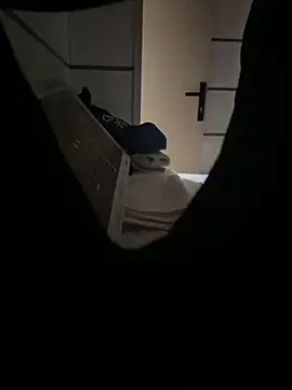 young1fucker online show from December 28, 2024, 2:32 pm