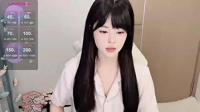 Mini-X online show from November 10, 2025, 1:37 am