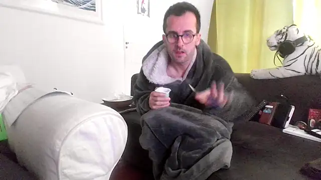 byakkotorra online show from March 2, 2025, 3:37 pm