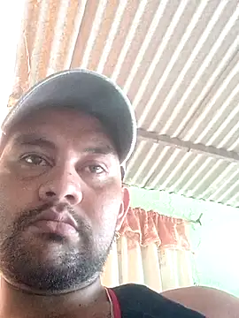 travieso2893 online show from April 8, 2026, 4:40 pm