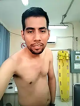 Snapshot of EnriquePersian197 chatting on November 17, 2025, 6:57 pm EnriquePersian197 online show from November 17, 2025, 6:57 pm