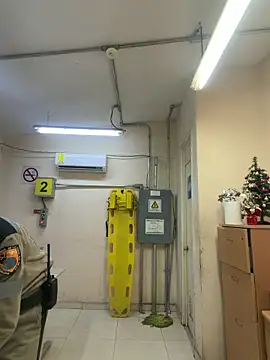 Snapshot of EnriquePersian197 chatting on December 15, 2025, 12:42 pm EnriquePersian197 online show from December 15, 2025, 12:42 pm