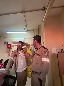 Snapshot of EnriquePersian197 chatting on February 21, 2026, 12:11 am EnriquePersian197 online show from February 21, 2026, 12:11 am