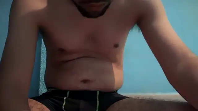 Snapshot of EnriquePersian197 chatting on March 17, 2026, 8:45 pm EnriquePersian197 online show from March 17, 2026, 8:45 pm