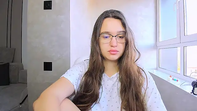 fancy bunny online show from November 6, 2025, 6:14 am