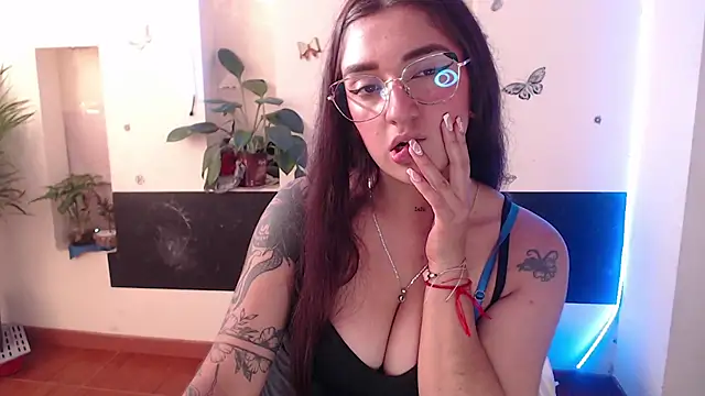 Lia-mitch online show from January 16, 2025, 9:51 pm