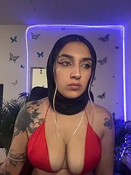 Snapshot of Lia-mitch chatting on June 30, 2026, 7:04 pm Lia-mitch online show from June 30, 2026, 7:04 pm