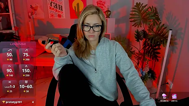 LadyIzabel online show from December 3, 2025, 8:12 am