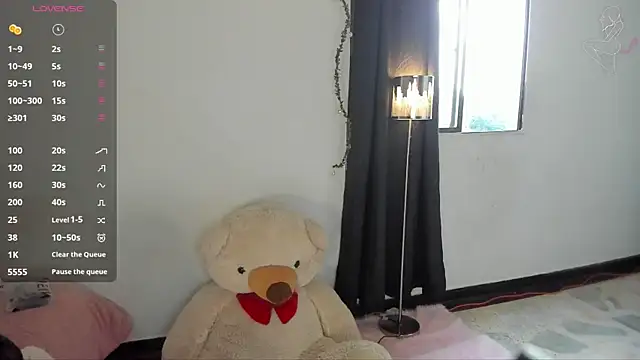 Lunadahia online show from March 16, 2025, 10:20 pm