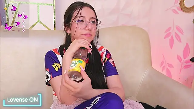 Sweet Sammy  online show from January 30, 2025, 9:47 am