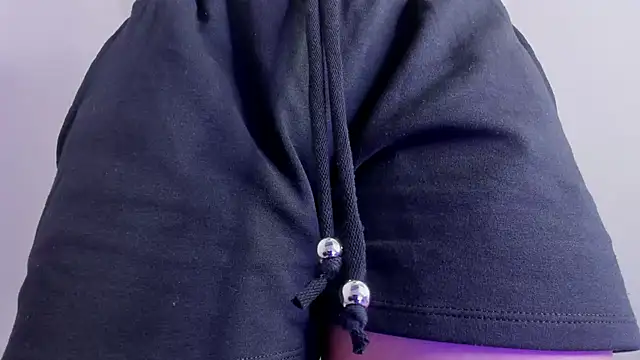 BriaConner  online show from February 21, 2025, 9:13 am