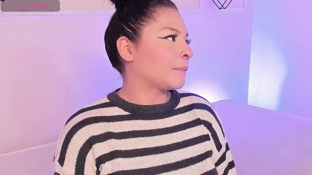 sherylgrey online show from February 4, 2025, 8:17 pm