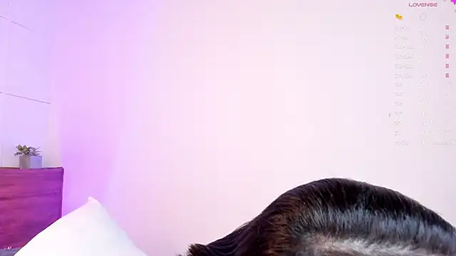 sherylgrey online show from November 7, 2025, 11:49 pm