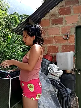 Hellen Alex online show from January 15, 2025, 3:39 pm