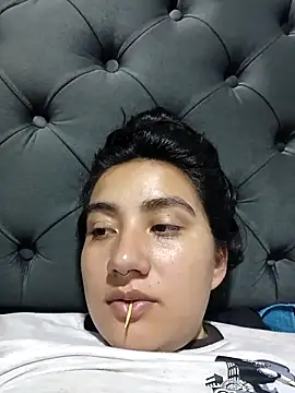 Hellen Alex online show from March 2, 2025, 7:02 pm