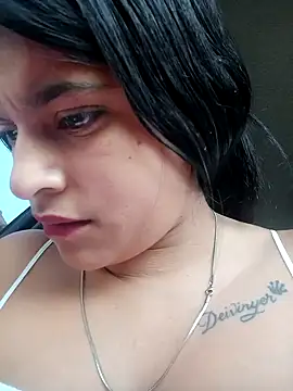 naughty-girl01 online show from January 20, 2025, 2:03 pm