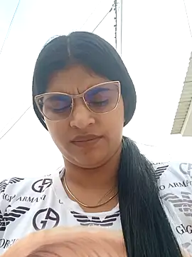 naughty-girl01 online show from February 7, 2025, 1:32 pm