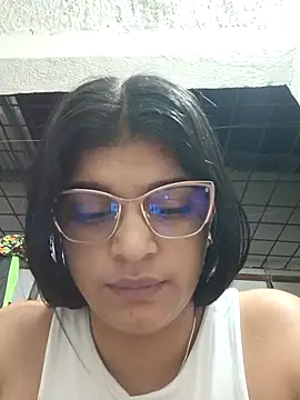 naughty-girl01 online show from February 13, 2025, 10:23 am