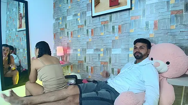 max ashley mds online show from December 5, 2025, 1:20 pm