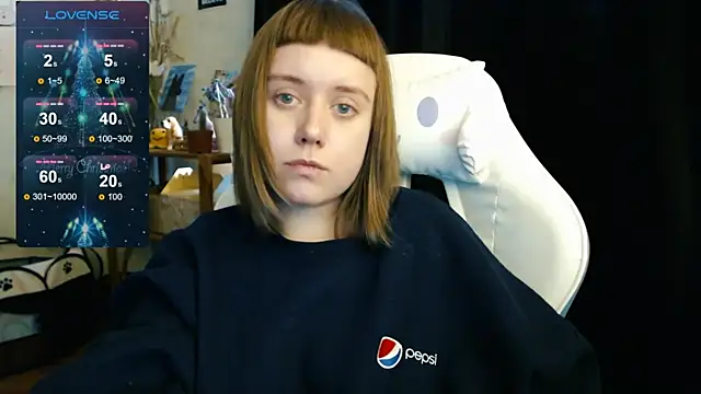 June shy0 online show from December 4, 2024, 11:19 am