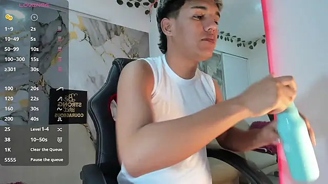 ryan carter08 online show from March 1, 2026, 4:47 am